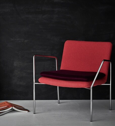 JENSENplus HOYO lounge chair with arms red
